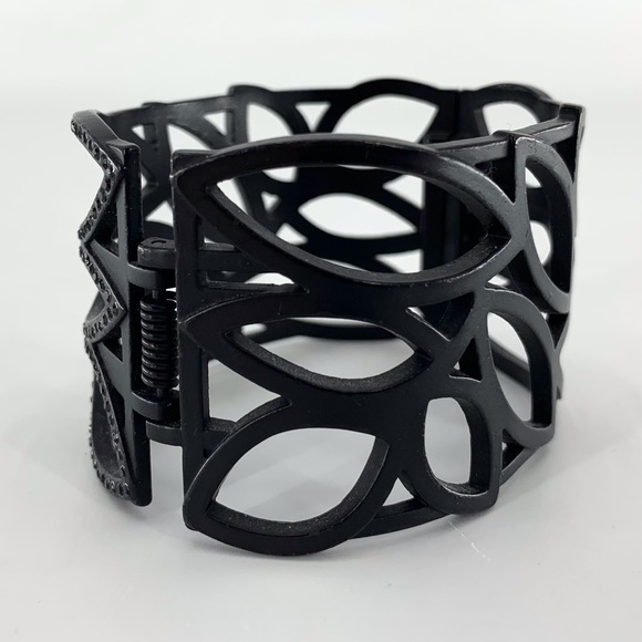 Black Rhinestone Encrusted Hollow Leaf Patterned Hinged Cuff Bracelet - Picture 5 of 14